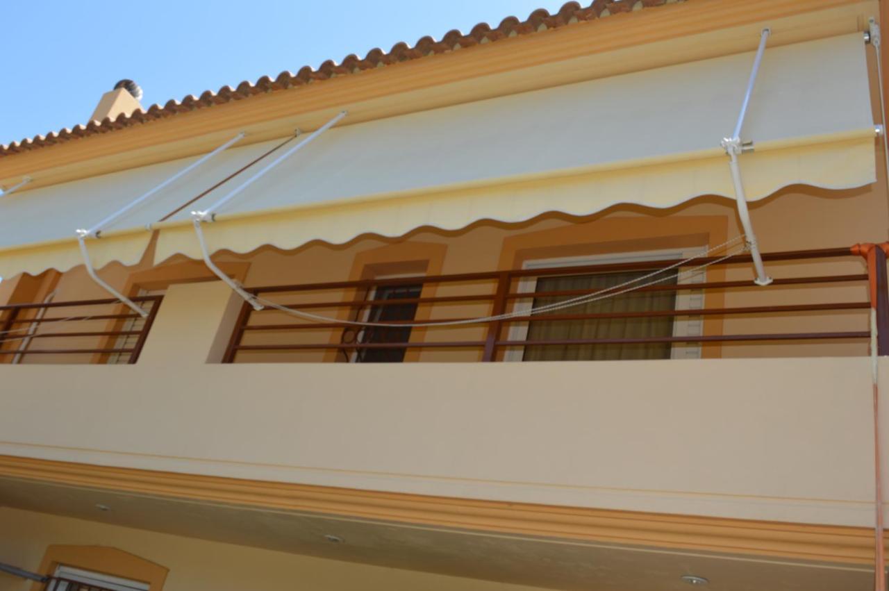 Villa Avatos - Near To The Port Of Rafina And The Airport Of Athens Agios Spyridon  Екстериор снимка